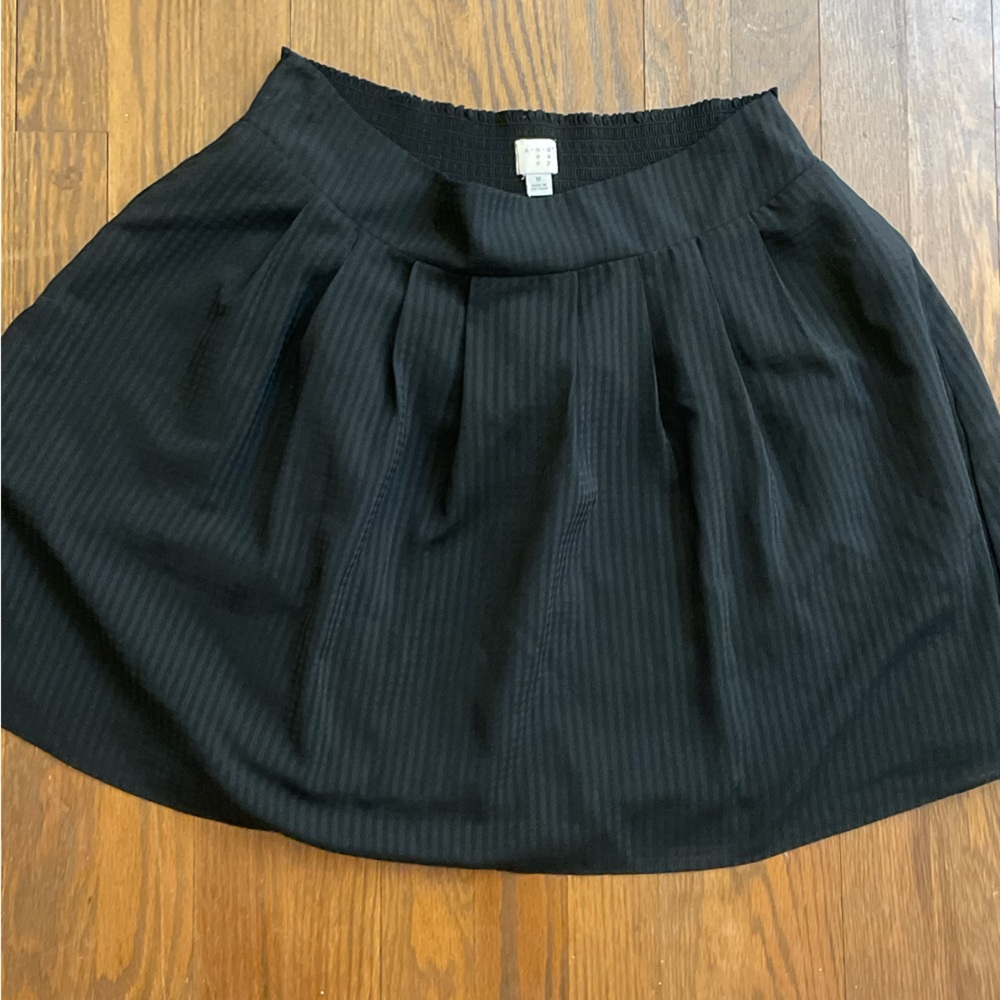 never worn a new day: target pleated black skirt